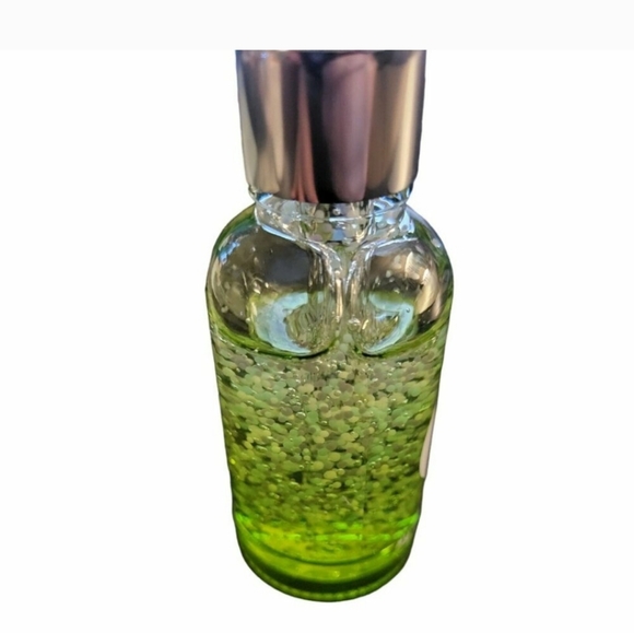 NEW Skin Inc My Daily Dose of Armour Full Size NIB NEW IN BOX - Picture 4 of 13